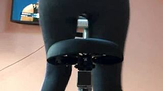 I didn't interrupt workout peed my gym leggings