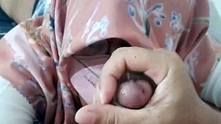 Tante Riani Sucks And Enjoys Small Cock Deep In Her Chubby Asian Mouth.