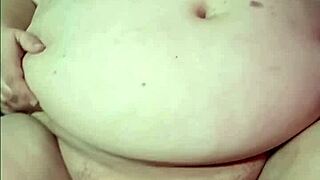 Jhonny Bravo Rams Vibrator and Cock into Slutty Stepmom's Fat Pussy Till Jizz Overflow