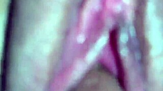 chupei gostoso enquanto pau vibrador domina minha buceta no cuckold play