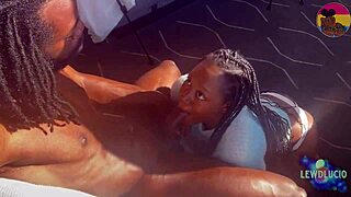 my insatiable girlfriend services me with eye contact in hotel