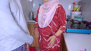 18 Muslim Hijabi Stepsister Takes Bhaijaan's Hot Cum in Hairy Pussy After Kitchen Fuck with Hindi Audio