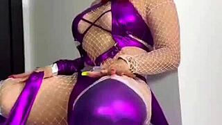 damn my big ass latina stepmom dressed as starfire for halloween so i fucked her hard