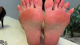 mature milf foot fetish solo masturbation fake tits real squirting orgasm dirty talk