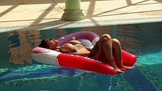 Whoa, horny Canadian milf Heidi strokes juicy tits underwater in pool tease!