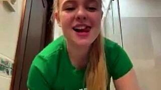 Teen gets real orgasm close up creampie