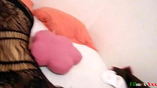 nalgona milf gets fingered till orgasm