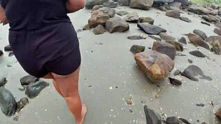 aventuras do casal mattos fodendo na praia de frente ao mar
