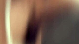 Poli Nalgona Cum On Ass