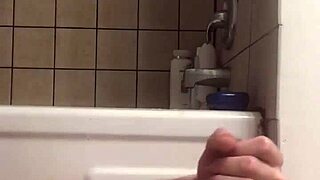 Solo sesh before the shower
