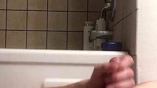 Solo sesh before the shower