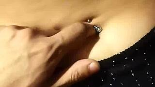 i relax with her belly button massage
