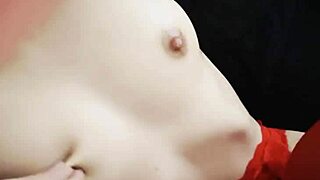 masturbandome rico mira mi lechita