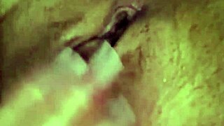 masturbandome rico mira mi lechita