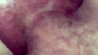 Mi amigo le hace un anal a mi novia