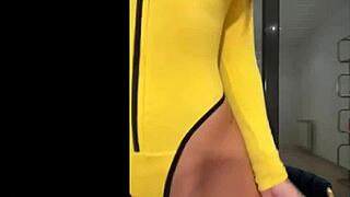 Hot tarantino cosplay sucking dildo and doing horny show susy gala