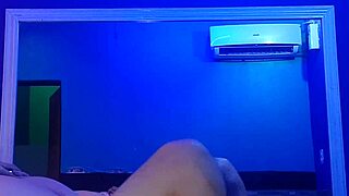 De Perrito Con Mi Novia En Alojamiento En Pueblo