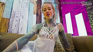 tattooed anal queen fingers her tight hole