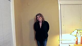laura big tits blonde mature gagging on oral