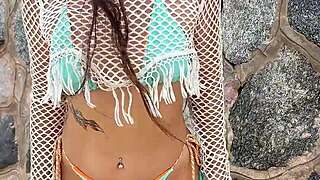 Hottie teases and flashes in beauty bikini