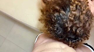 Ruiva pawg e morena fitness no menage