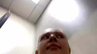 teen masturbates publicly at gym