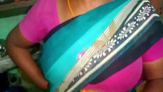 Indian big boobs bhabhi enjoys homemade sex session