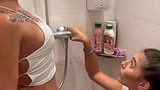 lesbian shower to sloppy double blowjob competition