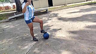 England Gives Argentine Lesson In Sex