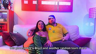 Farmando aura gozando gostoso com essa puta durante a copa do mundo
