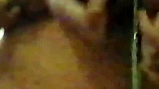 شرموط تتعرى في مطبخ لي جارها فحل مصري صعيدي سكس عربي ساخن جديد