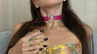 ब्रूनेट पीली लिंगरी में पीओवी से रफ चूत पाउंडिंग लेती है