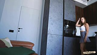 Tvoja cuckold punca gleda, kako varaš z mano med virtualnim seksom in umazanimi pogovori