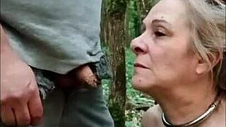 Hej, gledaj kako dominiram u šumi sodomijom i još!