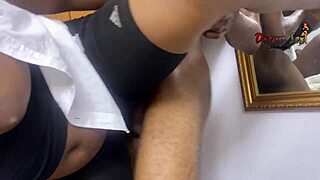 Threesome dengan dua wanita tebal