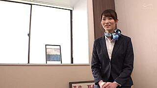 Yo, denne japanske stewardesse går hardcore i hjemmelavet AV! Vildt, ikke? 😍