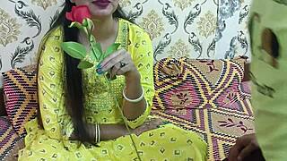 मैं सारा, अपनी इंडियन साली को वैलेंटाइन पर चोदना बंद नहीं कर सकता