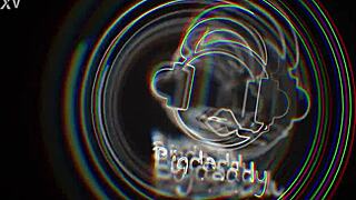 Lilith Camillen iso pillu ratsastaa kyrpää