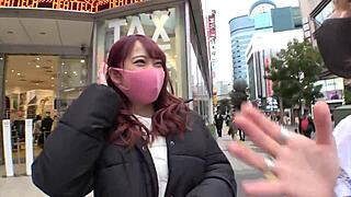 カーブィーな18歳の大学生美女Gカップおっぱいでベッドルーム独占