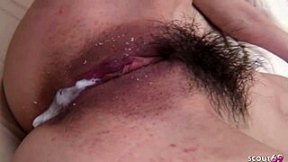 亚洲继母勾引闺蜜偷情快速操？