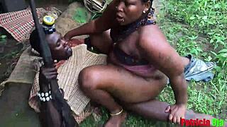 Okoro lovec chytený pri jebaní Patricie 9ja na kráľovej farme