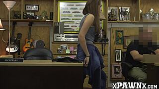 Lepa ženo, hoćeš da te jebem za brzi novac?