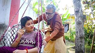 Kakek Ngentot Kasar Cewek Virgin Sendiri