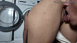 Mačeha ujeta v pralnem stroju!