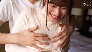 हे, युआ की पैशनेट बिग बूब्स सेक्स सीन देखना चाहते हो नानाईरो पर?