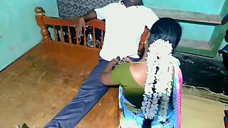 तमिल गांव की जोड़ी गर्म आउटडोर सेक्स का मजा लेती है