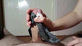 Ever seen homemade Asian milf handjobs end in hot cumshots up close?