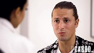 جشعة للكريبيباي من ممرضة المدرسة جاي روميرو! 😍