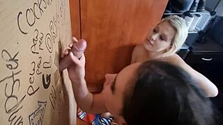 Лана Роадс показывает сырой домашний секс - Порно Дэн действительно самый удачливый парень?