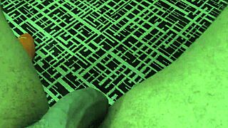 Close Anal Action with Sunni Weathers